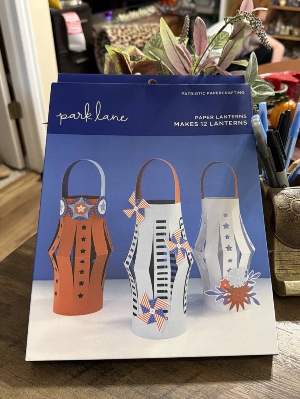 Park Lane Patriotic Paper Crafting Lanterns Kit - Makes 12 Lanterns - NIB